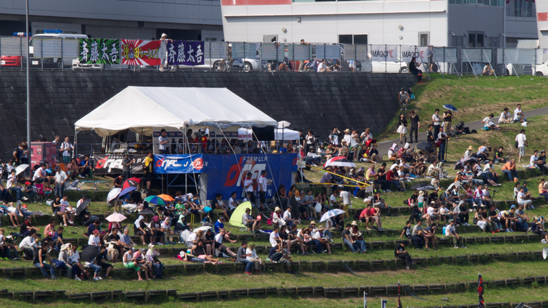 Illustration for article titled Fuji Speedway super photo dump (56k warning)